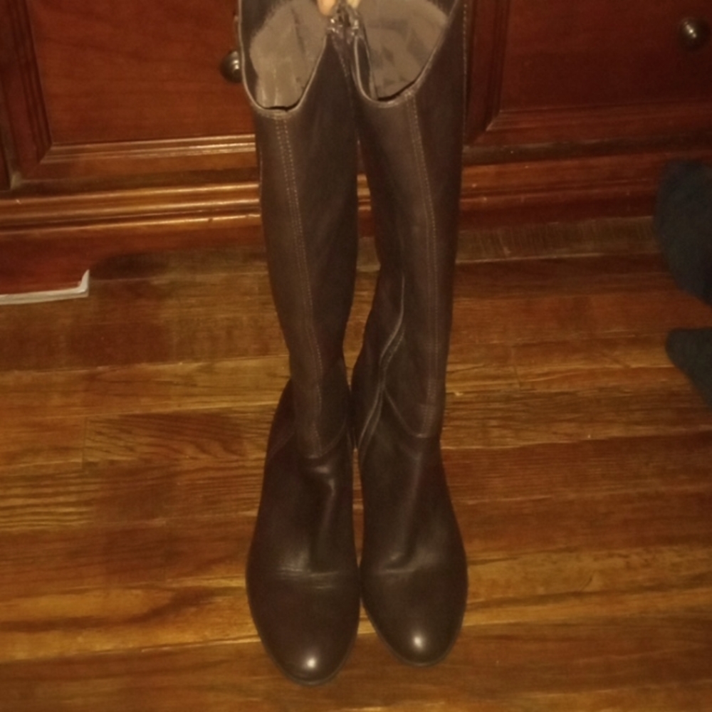 Lamica Brown boots
